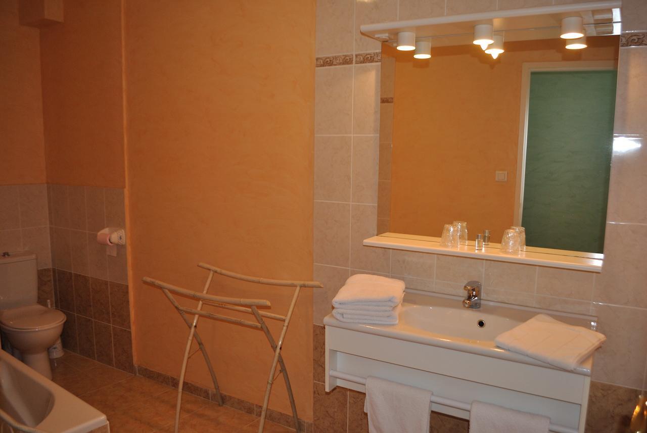 Hotel Auberge De La Nauze Sagelat Номер фото